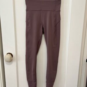 Lululemon in movement 25 inch inseam